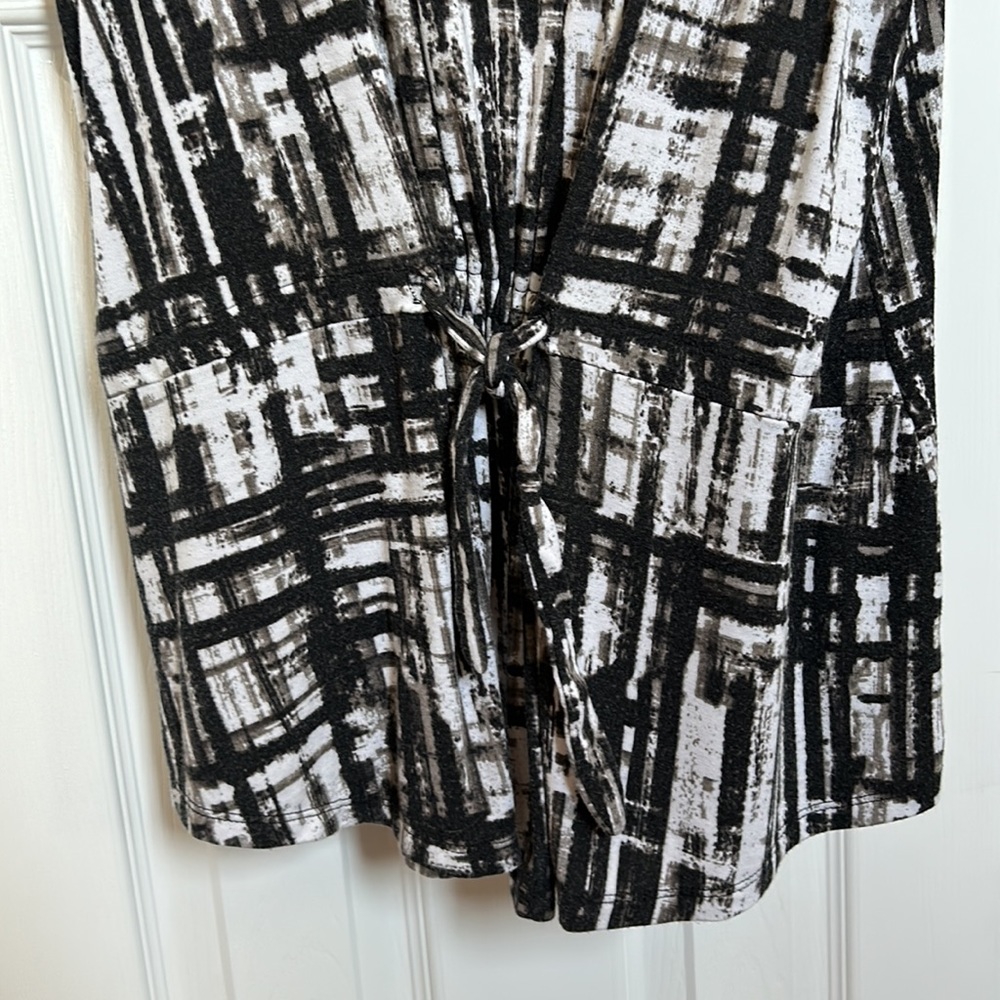 Cute Knit Tunic - Picture 2 of 4